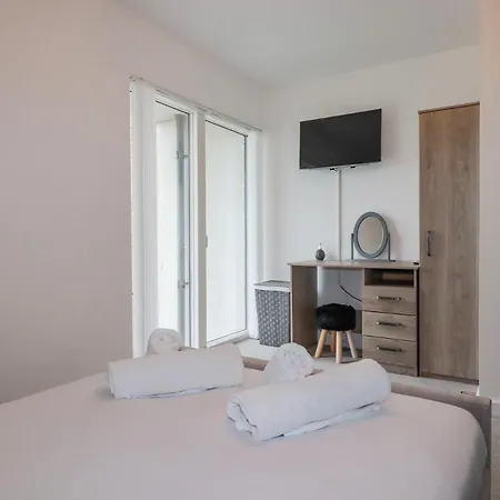 10 Quay Court Holiday home *